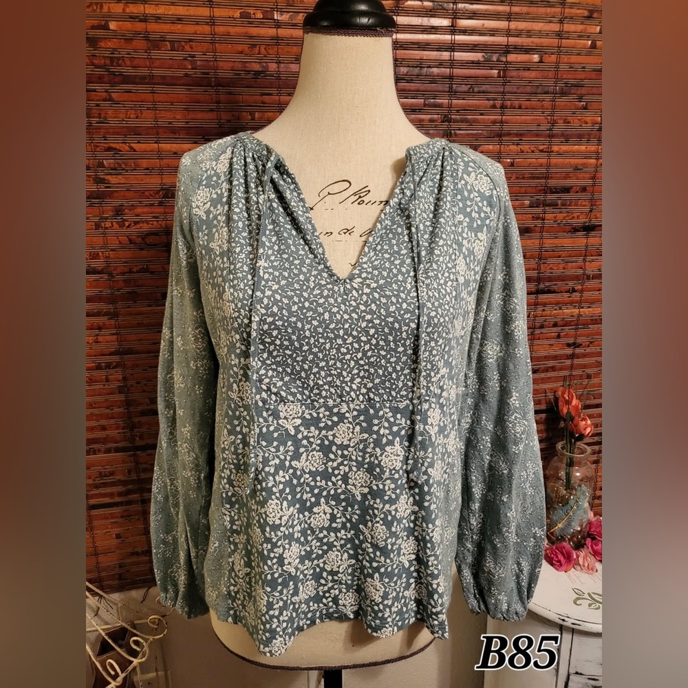 Lucky Brand Dusty Blue Floral Peasant Blouse